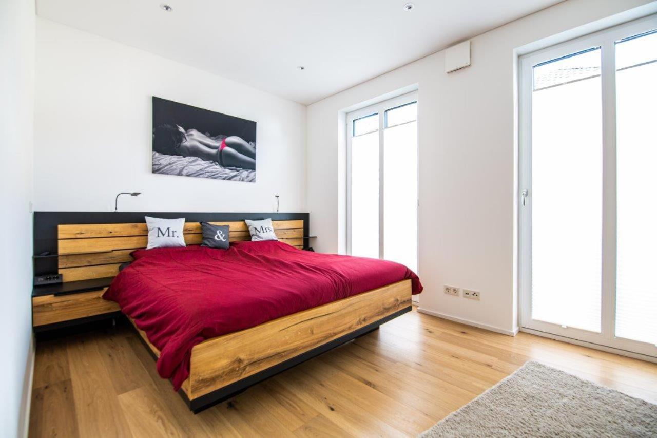 Neu Residenz Mont Royal Apartment Трабен-Трарбах Екстериор снимка